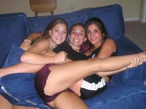 amateur girls kissing - amateur girls kissing girls ...