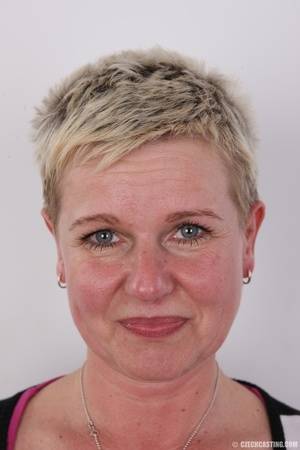 Blonde Short Hair Mature - Busty short-haired blonde mature wants t - Picture 1 ...