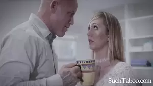 Dumb Blonde Secretary Porn - Dumb Blonde Secretary Gets Mistreated By Boss- Brett Rossi | xHamster