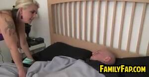 handjob by my mother in law - Mother In Law Gives A Handjob : XXXBunker.com Porn Tube