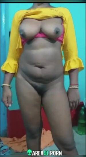 indian babe nude selfie - The hot Indian girl sharing her nude selfie XXX video | AREA51.PORN