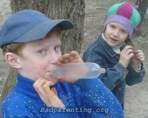 Bad Parenting Porn - Hey, I want one of those to put in my mouth too! Bad ParentingCreepy ...