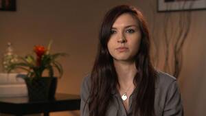 Naked Girls But Not Porn - YouTube Star Opens Up About Her Revenge Porn Legal Battle