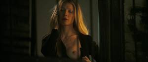 Gwyneth Paltrow Nude Scene Lesbian - Gwyneth Paltrow nude - Two Lovers (2009) ...