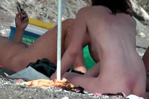 beach sexcapades - naked bitch on the beach