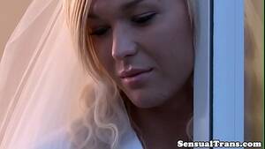 hardcore shemale bride - Shemale bride pleasured on her wedding night - XVIDEOS.COM