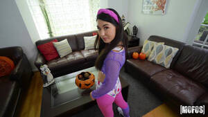 Lamp Porn - Busty GF Mina Moon Rubs The Genie's Lamp Â« Porn Corporation â€“ New Porn  Sites Showcased Daily!