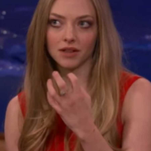 Cartoon Porn Amanda Seyfried - Amanda Seyfried Talks Linda Lovelace & Makes Hilarious Popsicle Oral Sex  Confession (VIDEO) | CafeMom.com