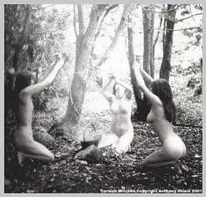 Alyssa Milano Lesbian - That Time I Was In A Lesbian Wiccan Coven Â« A Buick in the Land of Lexus