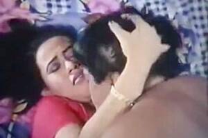 indian bangla hot sex porn - Bangla Hot Movie Kissing And Fucking Scene, full Indian porn video (Oct 1,  2022)