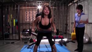 japanese exercise xxx - Hot Japanese MILF At The Gym - EPORNER