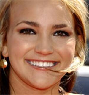 Jamie Lynn Spears Porn - Jamie Lynn Spears 'porn' snaps scandal, Sharon Stone loses custody of son -  NZ Herald