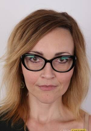 Blonde Mature Glasses Porn Star - Glasses Mature Porn Pics & Naked Photos - PornPics.com
