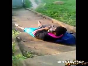 Heavy R Public Sex - Heavy-R Member Caught In The Act