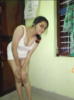 home made desi nude girls - Nude Indian girl homemade photos exposed by brother - FSI Blog