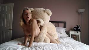 Girl Fucks Teddy Bear - Teddy bear fucks MILF