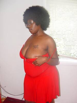 hefty black juggs - Fluffy, a hefty Black mama ready to show you what she's workin' with