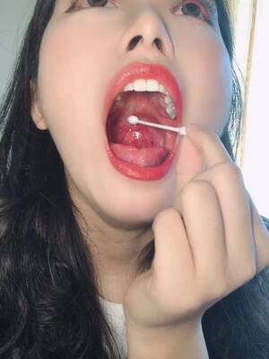 Asian Mouth Fetish Porn - Chinese Girl Mouth Fetish Gag with Qtip - ThisVid.com