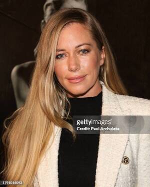 Kendra Wilkinson Pornvideo - 2,556 Kendra Wilkinson Photos Stock Photos, High-Res Pictures, and Images -  Getty Images