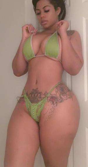 chicago black tits - Curvy Beautiful season has begun.