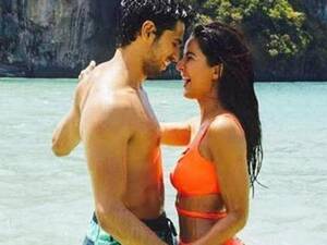 Erotic Porn Katrina Kaif - Baar Baar Dekho doesn't have any scene with Katrina Kaif in a bra: Nitya  Mehra | Bollywood - Hindustan Times