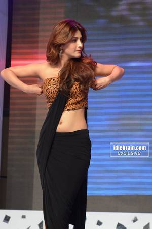 india summer actress non nude - Shruti Hassan (Indian Actress)