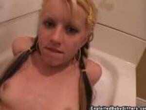 Babysitter Bath Porn - Bath With Babysitter : XXXBunker.com Porn Tube