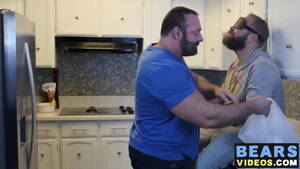 Grizzly Bear Giant Dick - Grizzly fat bear cock polished hard by his hairy a nasty cub - XVIDEOS.COM