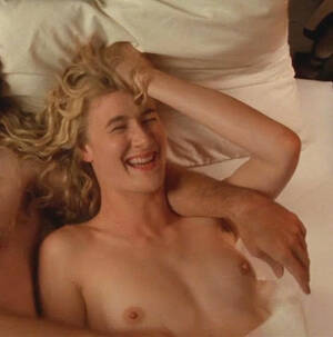 Laura Dern Porn Look Alike - Laura Dern (\