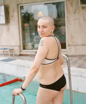 chubby girl nudist beach - Body Image, Beauty Standards Around The World Photos