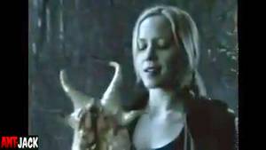 Female Possession Alien Parasite Sex - Tuesday, April 1, 2014