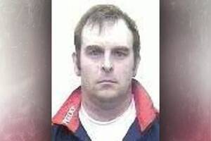 Joseph Graham Porn - Middle-aged dad sent messages to pre-teen girls asking them to carry out  sex acts - Teesside Live