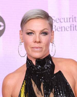 Jessica Simpson Fucked Hard - Pink Is Being Called Out For Her \