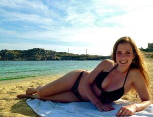 Natural Bikini Porn - teen big natural tits bikini Foto Porno - EPORNER