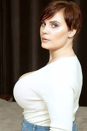 heavy tits galleries - Big Tits - 9476 Galleries. Free Porn Pics @ Jerk Room