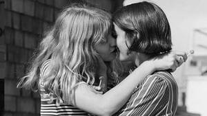 Miley Cyrus Flexible Porn - Not gay, not bisexual; why some straight individuals don't mind same-sex  intimacy - India Today