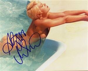 alyssa milano upskirt miley cyrus - Actress, Singer Alyssa Milano Nude Photo Signed