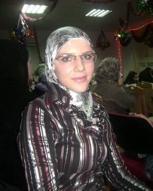 Bosnian Hijab Porn - Sexy bosnia hijab con gafas Fotos Porno, XXX Fotos, ImÃ¡genes de Sexo  #3758840 - PICTOA