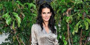 Angie Harmon Nude Pussy - Angie Harmon Shows Off Abs In Birthday Bikini Photo On Instagram