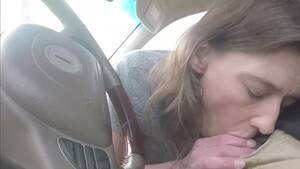 Blasen Auto - Riskanter Blasen im Auto auf Ã¶ffentlichem Parkplatz mit Spermagurgeln am  Ende