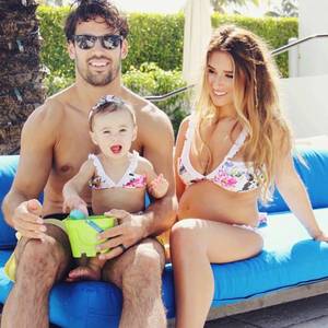jessie kim - Jessie James Decker, Eric Decker, Instagram