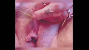 Huge Pussy Lips Porn - Lux gets her huge pussy lips fucked and stretched - XVIDEOS.COM