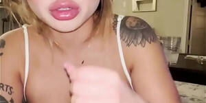 girl sucking veiny dick - Asian Girl Jerking Sucking A Veiny Cock HD SEX Porn Video 1:05