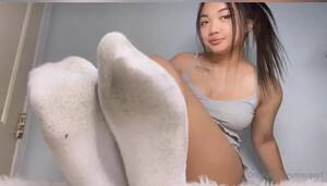 Messy Socks Porn - Missjvu1 sound showing off dirty socks thinking trampling you taking them  off show xxx onlyfans porn videos - CamStreams.tv