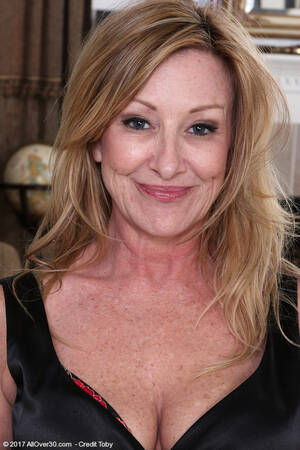 Beautiful Mature Blonde Porn Stars - Mature Beautiful Blonde - YOUX.XXX