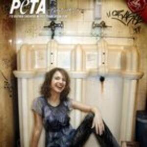 Natalie Portman Pee Porn - Natalie Portman, on the floor laughing, covered in piss. That is all. :  r/pics