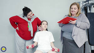 fresh chubby pussy - Chubby teen porn videos - hot sex with young plump girls