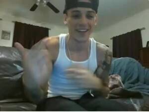 big dick thug jerking off - White Thug Jerks off - ThisVid.com