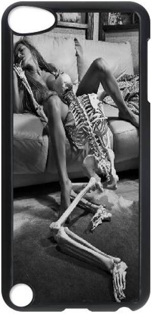 ipod touch hentai games - Ipod Touch 5 Case, Eat me till you die of desire Skeleton Having Sex Hard  Case For Ipod Touch 5(Black) : Amazon.ca: Electronics