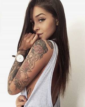 Beautiful Tattoos On Light Skin Girl Porn - Girl tattoos